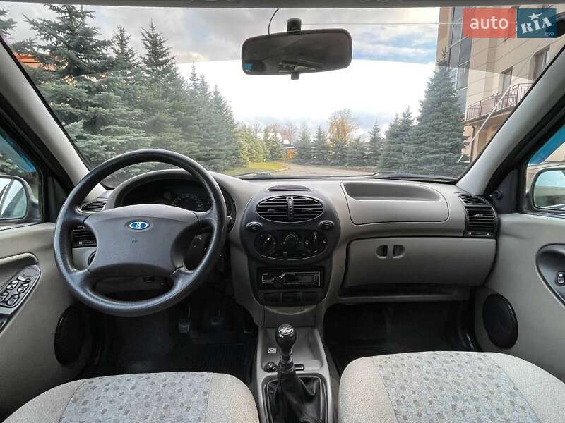 Хэтчбек ВАЗ / Lada 1119 Калина 2008 в Харькове