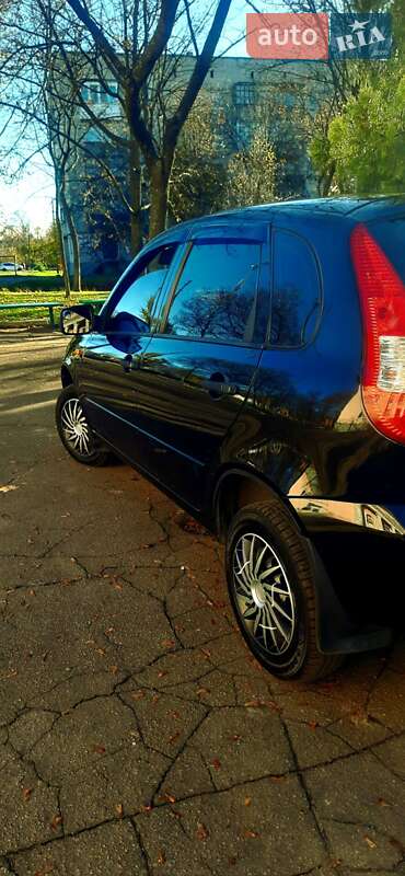 Хетчбек ВАЗ / Lada 1119 Калина 2010 в Олександрії