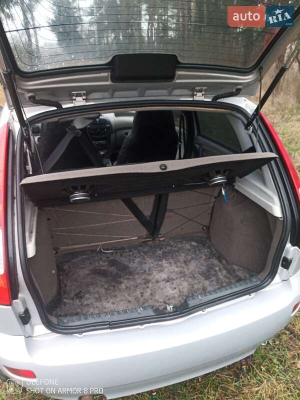 Хэтчбек ВАЗ / Lada 1119 Калина 2007 в Барановке фото 12 Хэтчбек ВАЗ / Lada 1119 Калина 2007 в Барановке