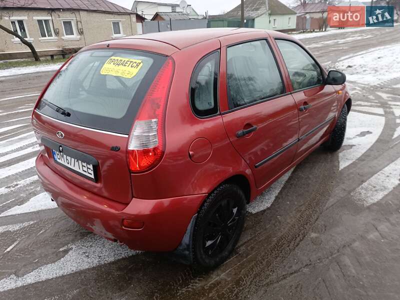 Хэтчбек ВАЗ / Lada 1119 Калина 2008 в Путивле