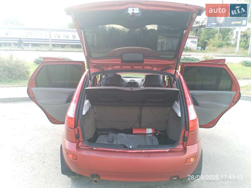 Хэтчбек ВАЗ / Lada 1119 Калина 2011 в Ивано-Франковске