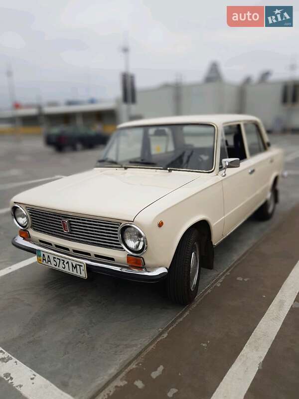 Седан ВАЗ / Lada 2101 1986 в Киеве