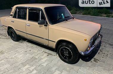 Седан ВАЗ / Lada 2101 1987 в Хотине