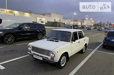 Седан ВАЗ / Lada 2101 1986 в Киеве