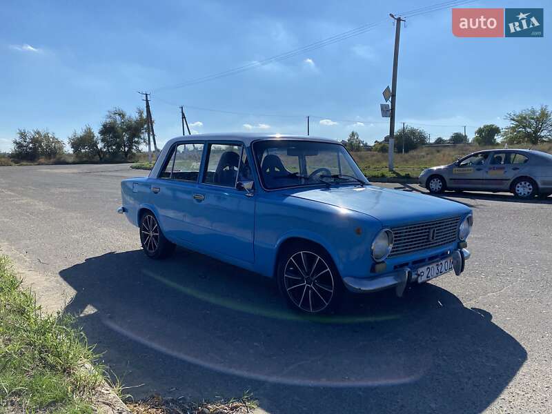 Седан ВАЗ / Lada 2101 1983 в Белгороде-Днестровском
