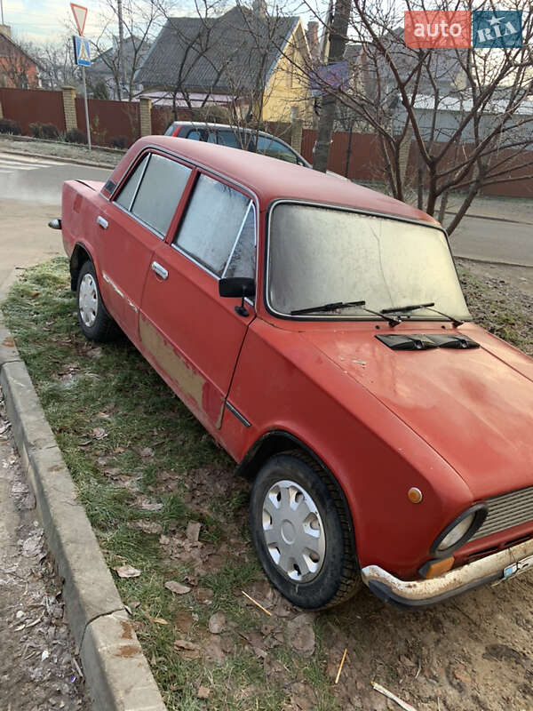 Седан ВАЗ / Lada 2101 1982 в Черновцах