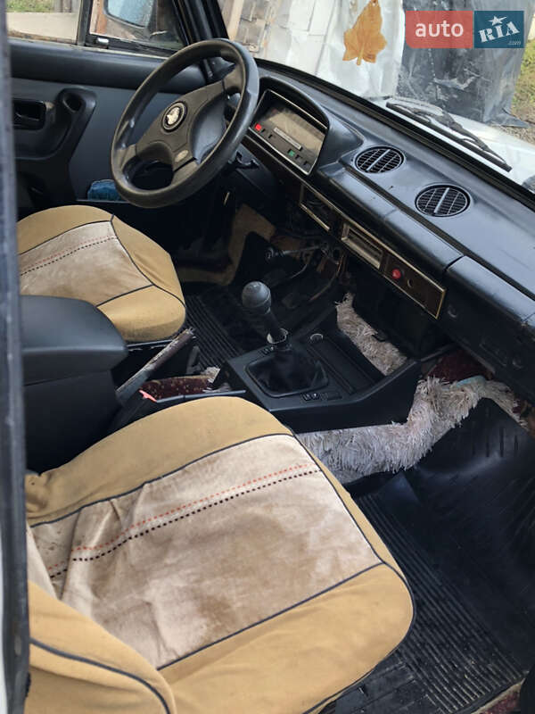 Седан ВАЗ / Lada 2101 1985 в Чернівцях