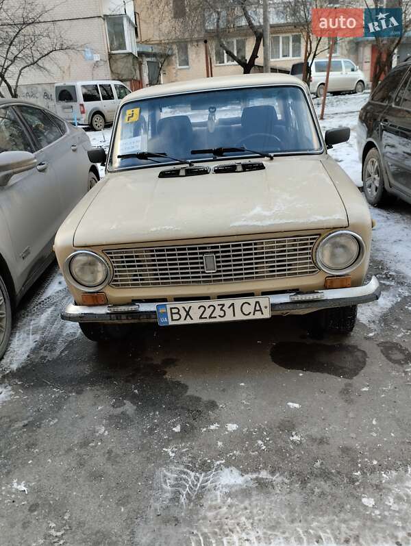 Седан ВАЗ / Lada 2101 1985 в Каменец-Подольском фото 2 Седан ВАЗ / Lada 2101 1985 в Каменец-Подольском
