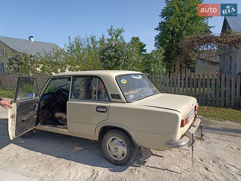 Седан ВАЗ / Lada 2101 1984 в Зборове