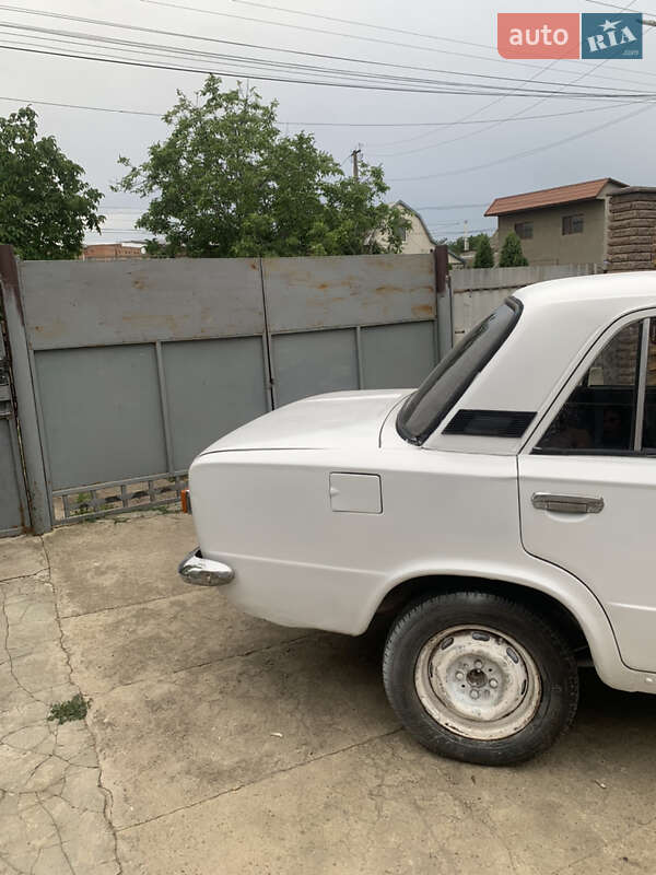 Седан ВАЗ / Lada 2101 1985 в Роздільній