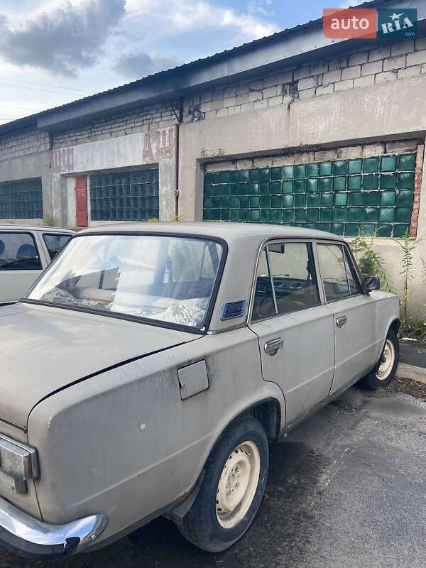 Седан ВАЗ / Lada 2101 1985 в Львове