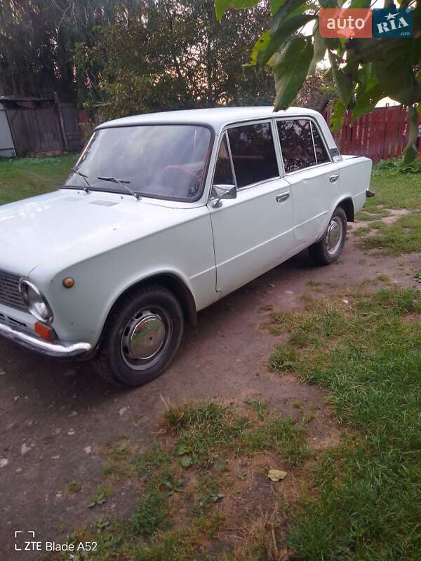 Седан ВАЗ / Lada 2101 1986 в Луцке