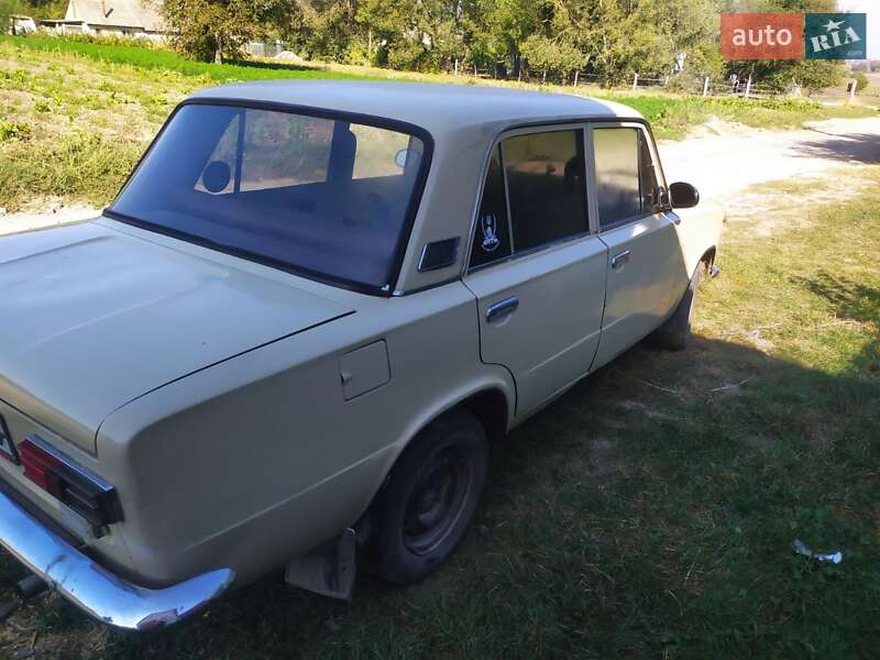 Седан ВАЗ / Lada 2101 1975 в Жмеринке фото 6 Седан ВАЗ / Lada 2101 1975 в Жмеринке