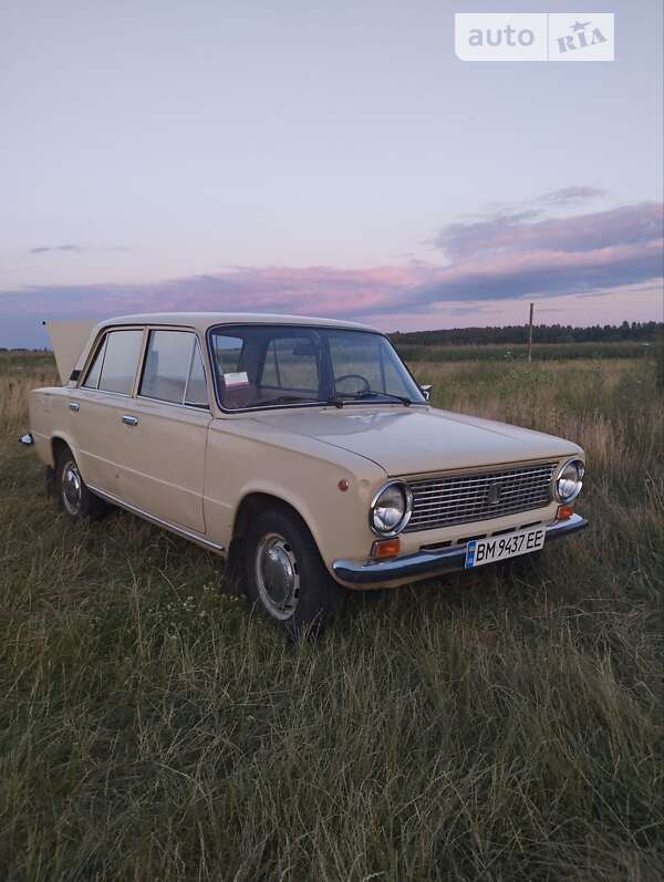 Седан ВАЗ / Lada 2101 1985 в Ромнах