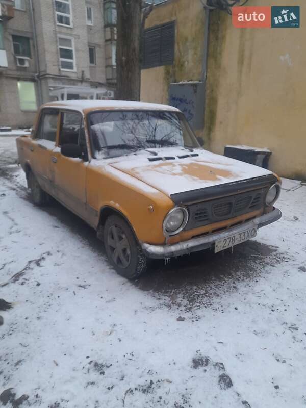 Седан ВАЗ / Lada 2101 1982 в Миколаєві фото 2 Седан ВАЗ / Lada 2101 1982 в Миколаєві