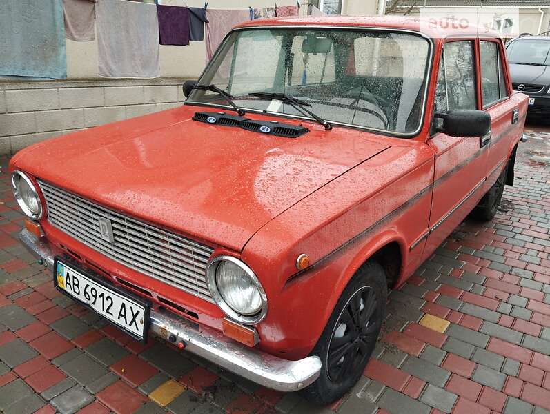 Седан ВАЗ / Lada 2101 1977 в Черновцах