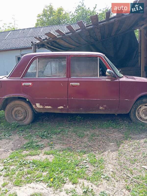 Седан ВАЗ / Lada 2101 1975 в Бару фото 4 Седан ВАЗ / Lada 2101 1975 в Бару
