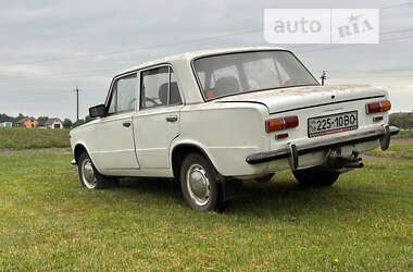 Седан ВАЗ / Lada 2101 1982 в Нововолинську