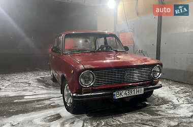 Седан ВАЗ / Lada 2101 1987 в Остроге