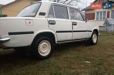 Седан ВАЗ / Lada 2101 1985 в Городку