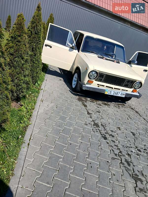 Седан ВАЗ / Lada 2101 1984 в Черновцах