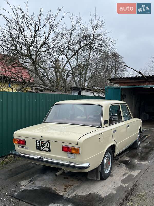 Седан ВАЗ / Lada 2101 1981 в Киеве