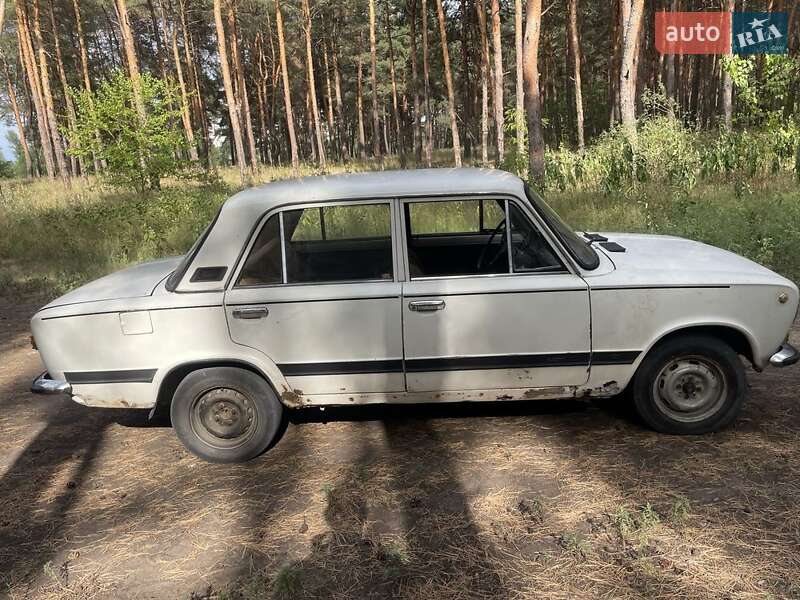 Седан ВАЗ / Lada 2101 1986 в Каменском фото 3 Седан ВАЗ / Lada 2101 1986 в Каменском