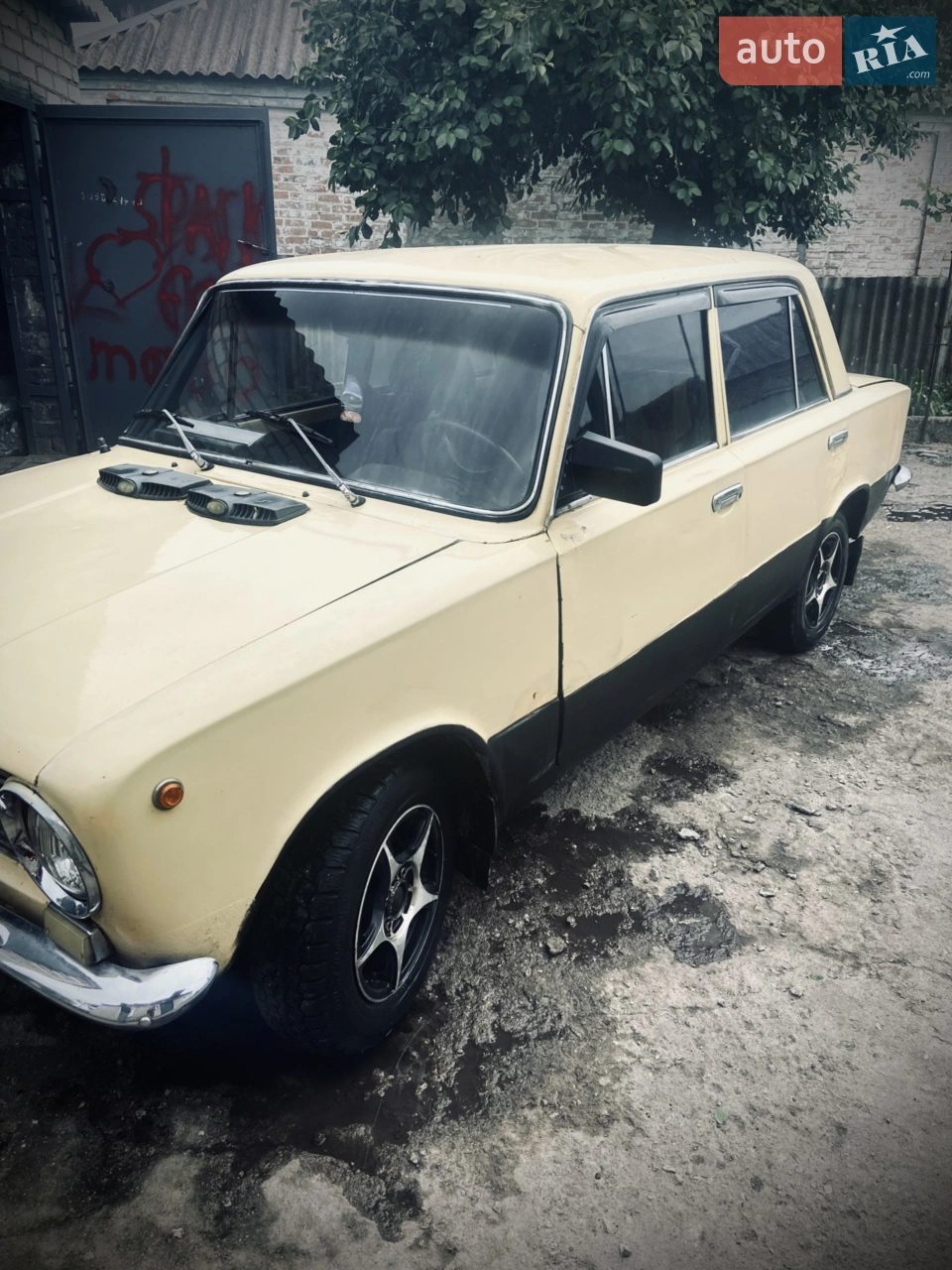 -документи
-газ
-без гнилі
-на титанах
За всіма питаннями - пишіть , дзвоніть!