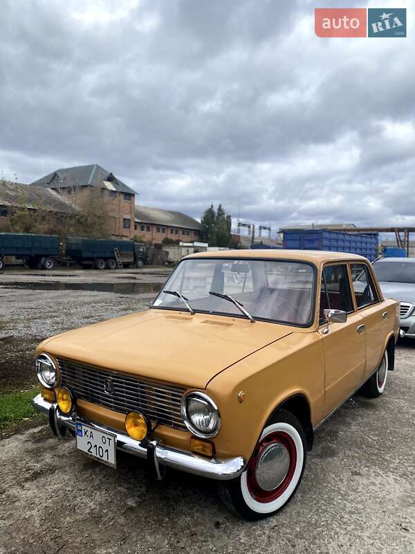 Седан ВАЗ 2101 1980 в  фото Седан ВАЗ 2101 1980 в