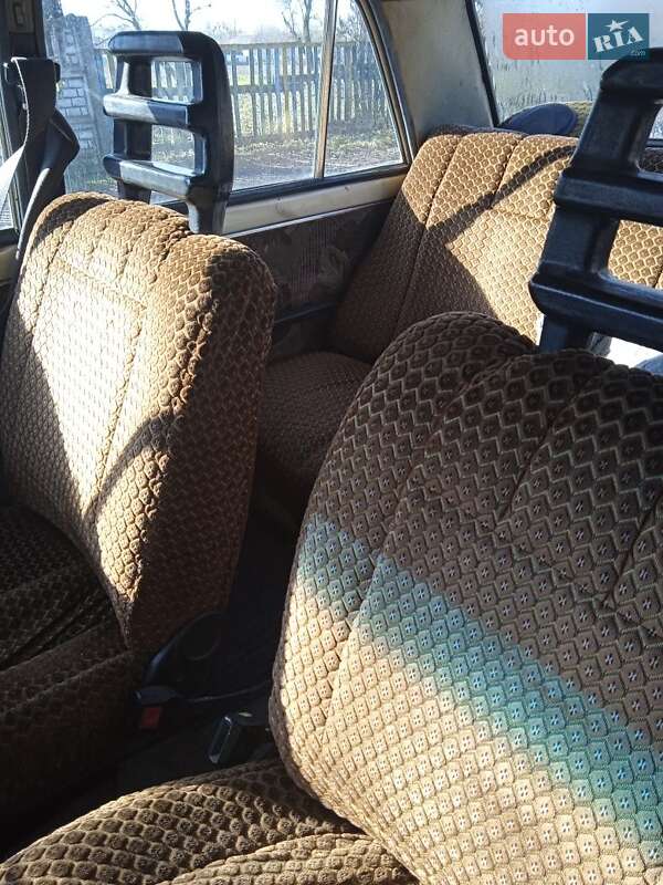 Седан ВАЗ / Lada 2101 1974 в Черняхові фото 4 Седан ВАЗ / Lada 2101 1974 в Черняхові