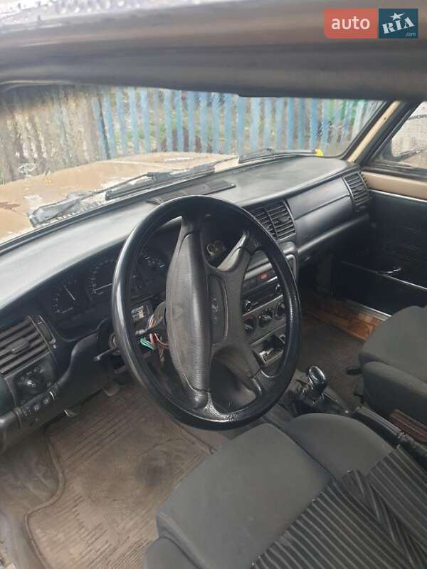 Седан ВАЗ / Lada 2101 1990 в Миколаєві фото 6 Седан ВАЗ / Lada 2101 1990 в Миколаєві