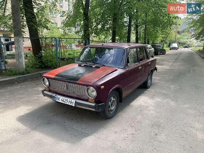 Седан ВАЗ / Lada 2101 1975 в Ровно фото 5 Седан ВАЗ / Lada 2101 1975 в Ровно