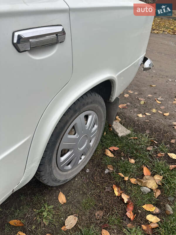 Седан ВАЗ / Lada 2101 1981 в Новомосковске фото 12 Седан ВАЗ / Lada 2101 1981 в Новомосковске