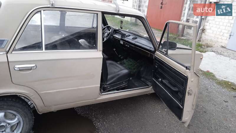 Седан ВАЗ / Lada 2101 1985 в Кривому Розі фото 6 Седан ВАЗ / Lada 2101 1985 в Кривому Розі