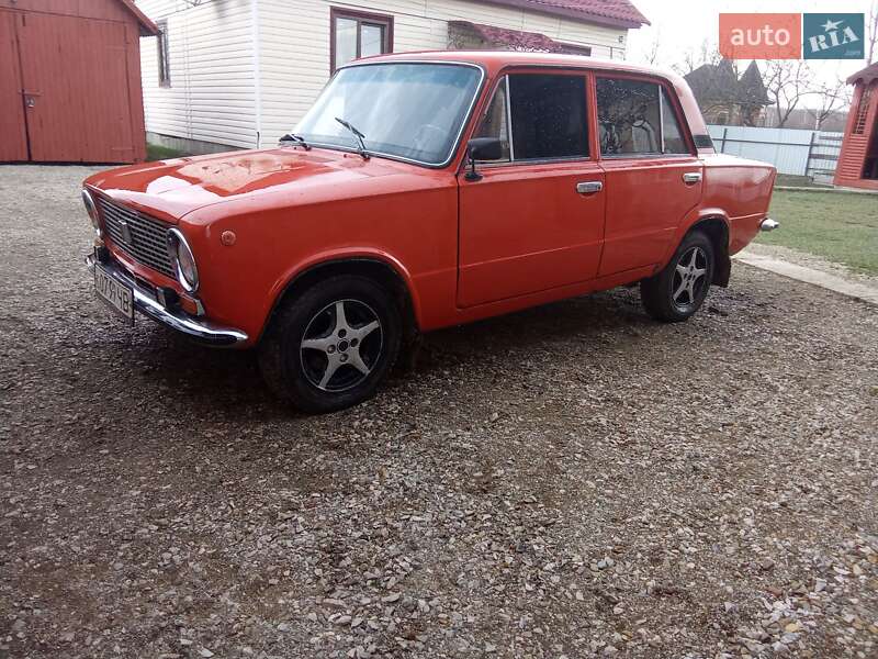 Седан ВАЗ / Lada 2101 1984 в Сторожинце фото 11 Седан ВАЗ / Lada 2101 1984 в Сторожинце