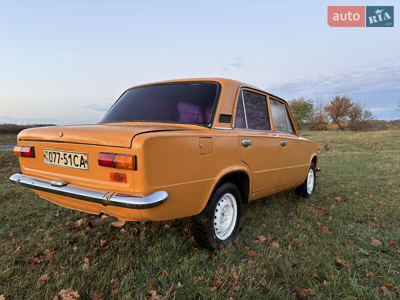 Седан ВАЗ / Lada 2101 1981 в Ромнах