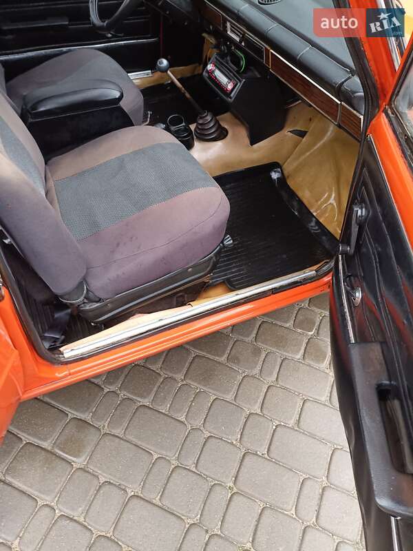 Седан ВАЗ / Lada 2101 1983 в Каменском