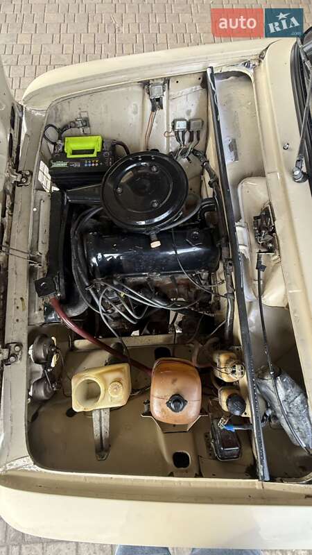 Седан ВАЗ / Lada 2101 1986 в Миколаєві