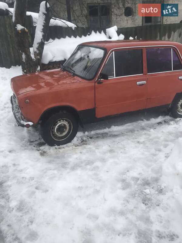 Седан ВАЗ / Lada 2101 1982 в Глухове фото 2 Седан ВАЗ / Lada 2101 1982 в Глухове