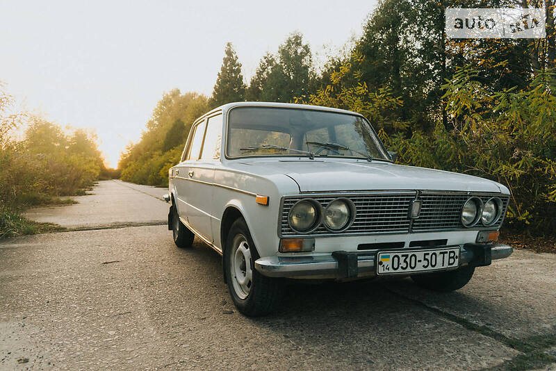 Седан ВАЗ / Lada 2103 1979 в Новояворовске