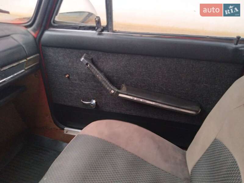 Седан ВАЗ / Lada 2103 1979 в Львове фото 3 Седан ВАЗ / Lada 2103 1979 в Львове