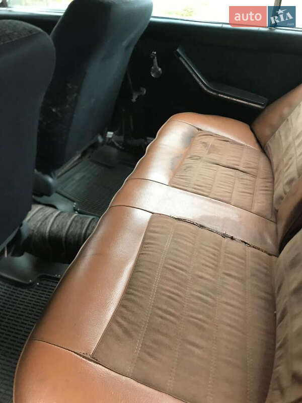 Седан ВАЗ / Lada 2103 1976 в Киеве фото 12 Седан ВАЗ / Lada 2103 1976 в Киеве