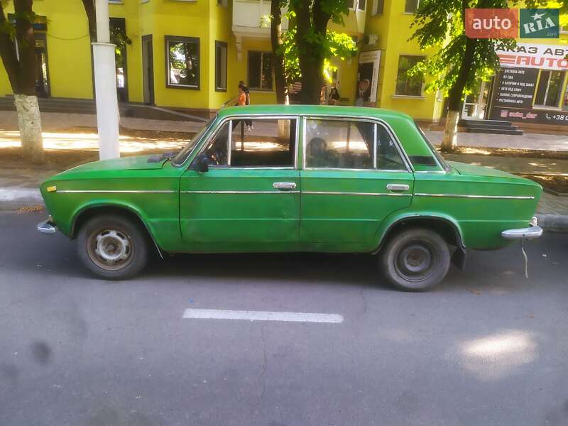 Седан ВАЗ / Lada 2103 1974 в Измаиле