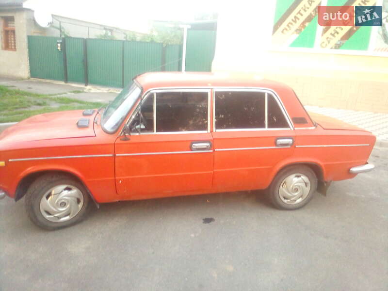 Седан ВАЗ / Lada 2103 1976 в Ватутино фото 2 Седан ВАЗ / Lada 2103 1976 в Ватутино