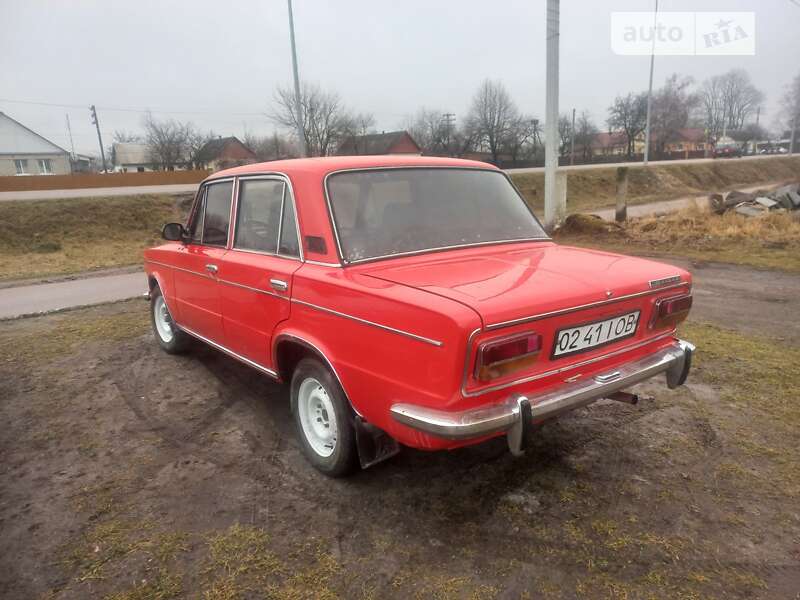 Седан ВАЗ / Lada 2103 1979 в Житомире