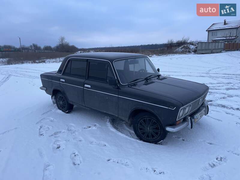 Седан ВАЗ / Lada 2103 1975 в Борисполе