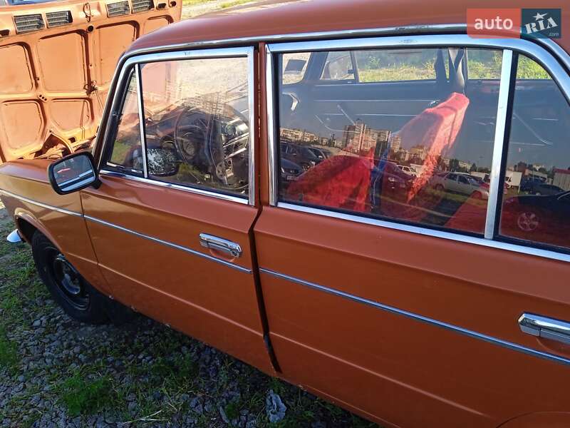 Седан ВАЗ 2103 1978 в 