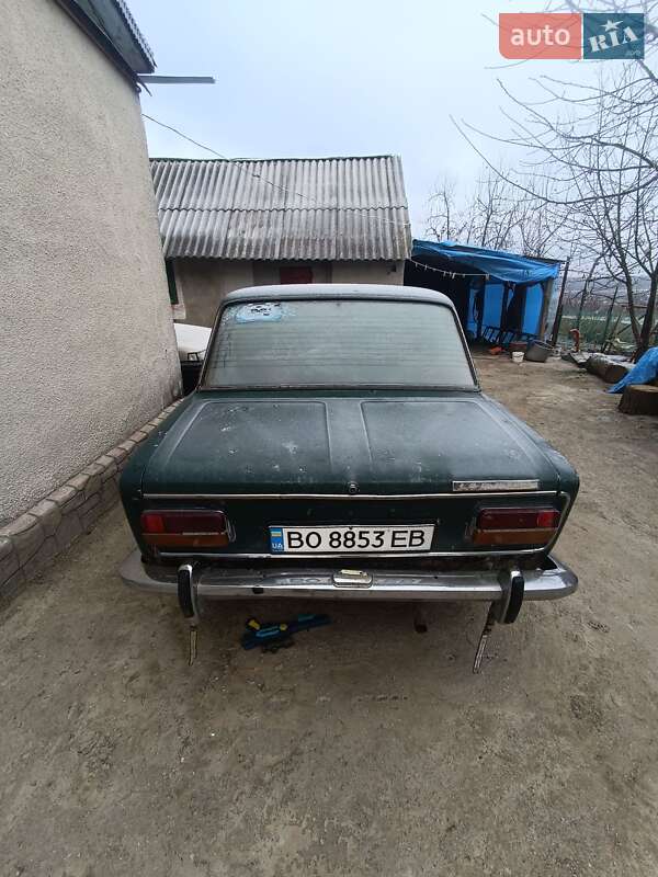Седан ВАЗ / Lada 2103 1980 в Остроге
