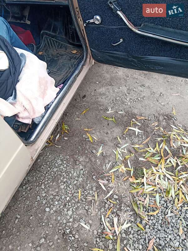 Седан ВАЗ / Lada 2103 1981 в Шполі