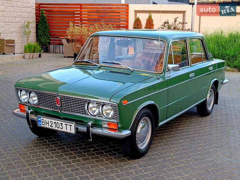 Седан ВАЗ / Lada 2103 1975 в Одессе